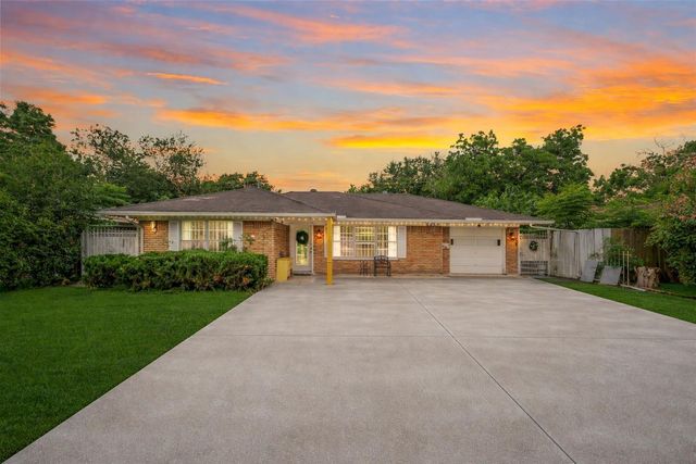 6833 Bellaire Boulevard, Houston, TX 77074