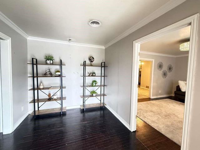 6833 Bellaire Boulevard, Houston, TX 77074