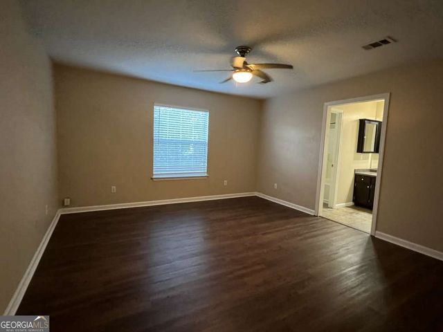 517 Lake Jordan Boulevard W, Kingsland, GA 31548