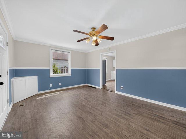 8217 DUNDALK AVE, Dundalk, MD 21222