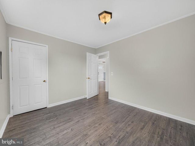 8217 DUNDALK AVE, Dundalk, MD 21222