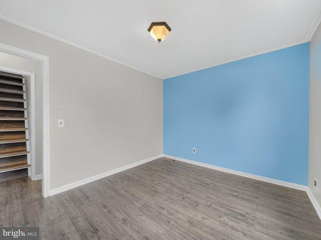 8217 DUNDALK AVE, Dundalk, MD 21222