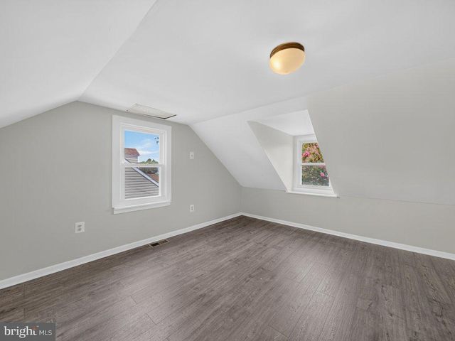 8217 DUNDALK AVE, Dundalk, MD 21222