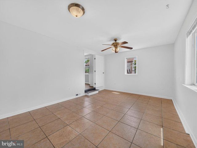 8217 DUNDALK AVE, Dundalk, MD 21222