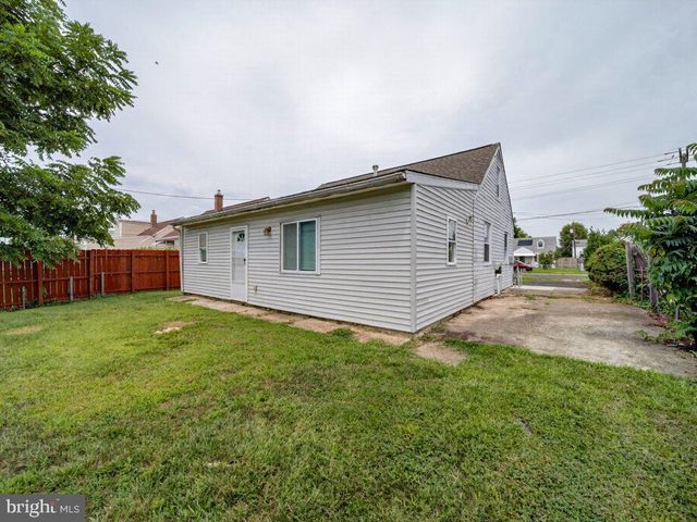 8217 DUNDALK AVE, Dundalk, MD 21222