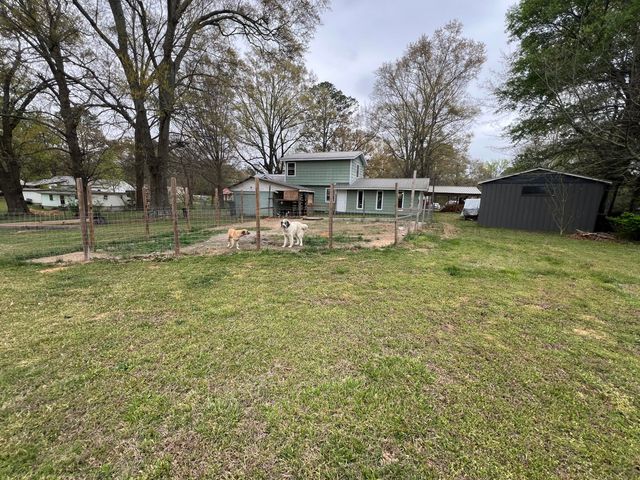 61 Walker Street, Trion, GA 30753