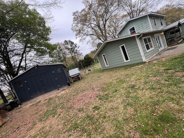 61 Walker Street, Trion, GA 30753