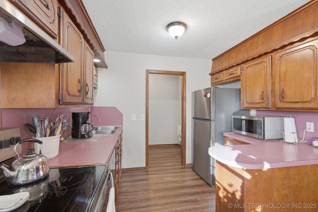 10616 W HOUSTON Street, Sapulpa, OK 74066