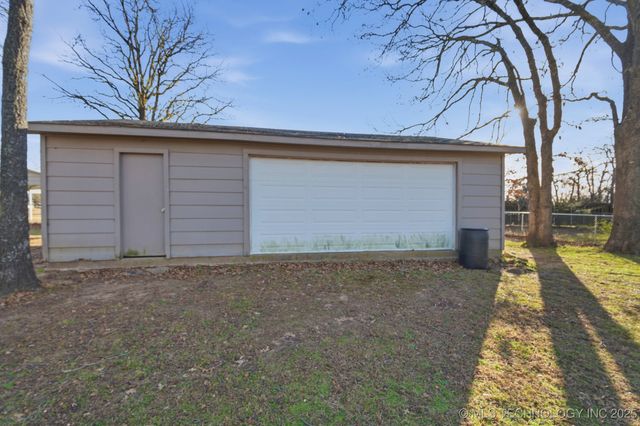 10616 W HOUSTON Street, Sapulpa, OK 74066
