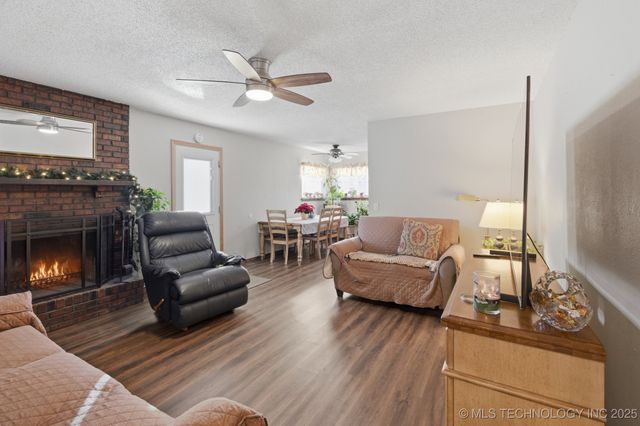 10616 W HOUSTON Street, Sapulpa, OK 74066