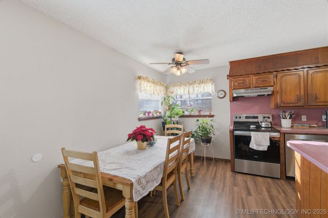 10616 W HOUSTON Street, Sapulpa, OK 74066