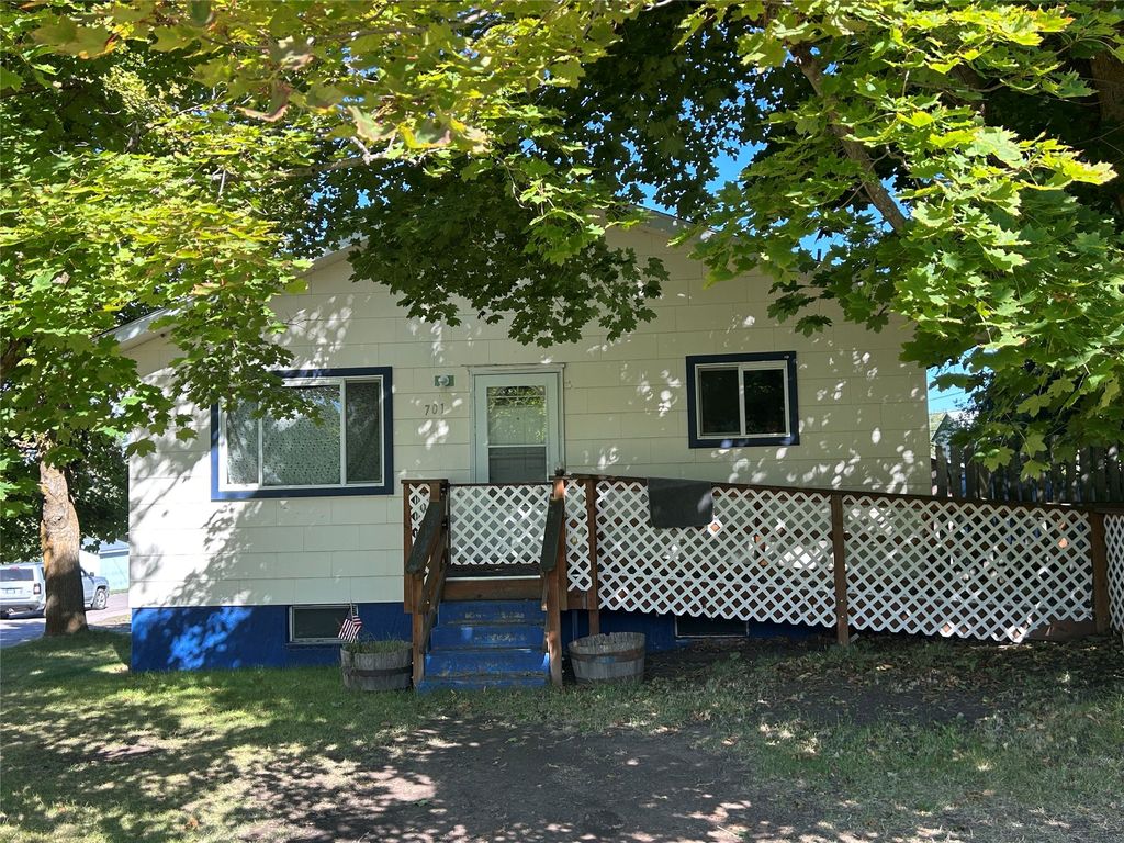 701 13th Avenue E, Polson, MT 59860 photo 2