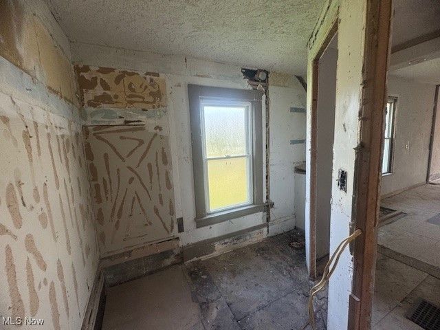 823 Richards Avenue, Ashtabula, OH 44004