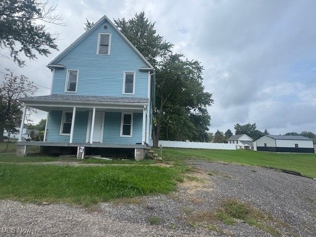823 Richards Avenue, Ashtabula, OH 44004