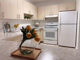 6130 W 19th Ave 309, Hialeah, FL 33012