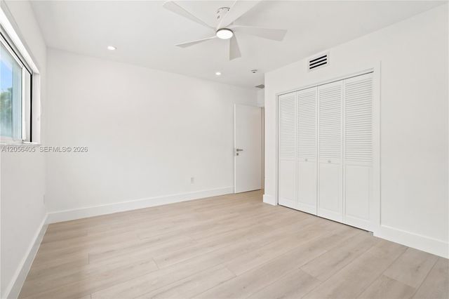 260 Sunrise Drive E E, Key Biscayne, FL 33149
