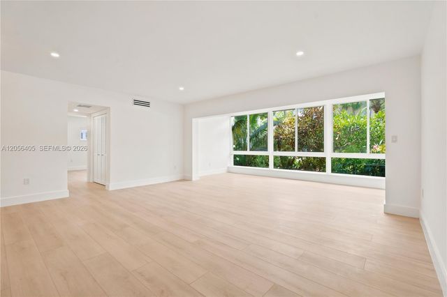 260 Sunrise Drive E E, Key Biscayne, FL 33149