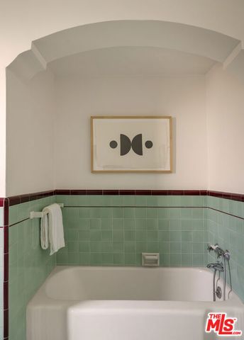 2502 Armstrong Avenue, Los Angeles, CA 90039