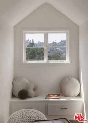 2502 Armstrong Avenue, Los Angeles, CA 90039