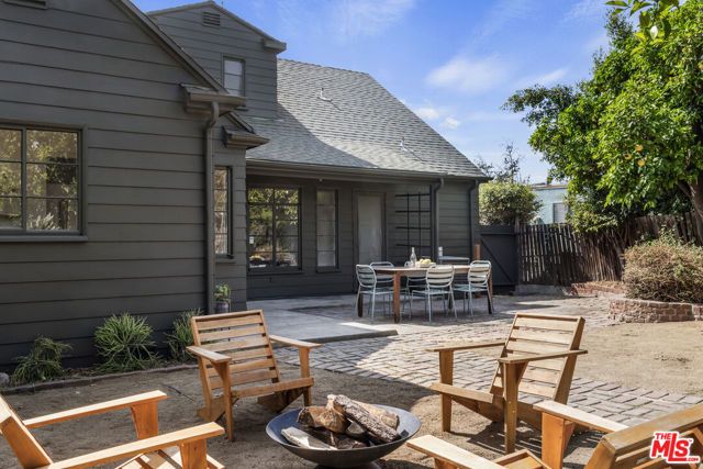 2502 Armstrong Avenue, Los Angeles, CA 90039