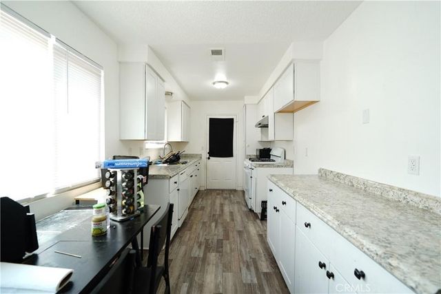 11764 Sutter Avenue, Yucaipa, CA 92399