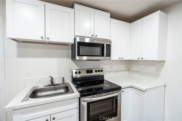 11764 Sutter Avenue, Yucaipa, CA 92399