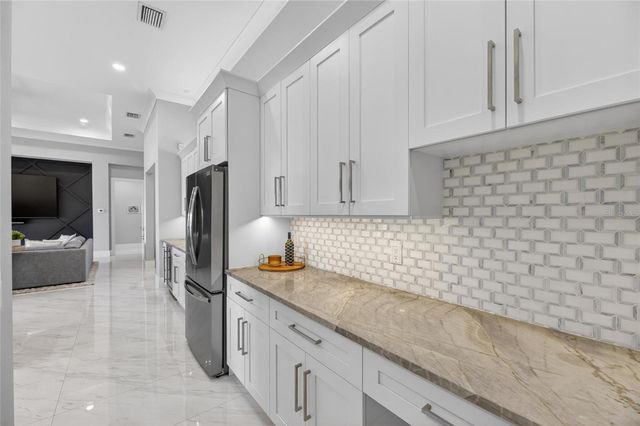 5704 TYBEE ISLAND DRIVE, Apollo Beach, FL 33572