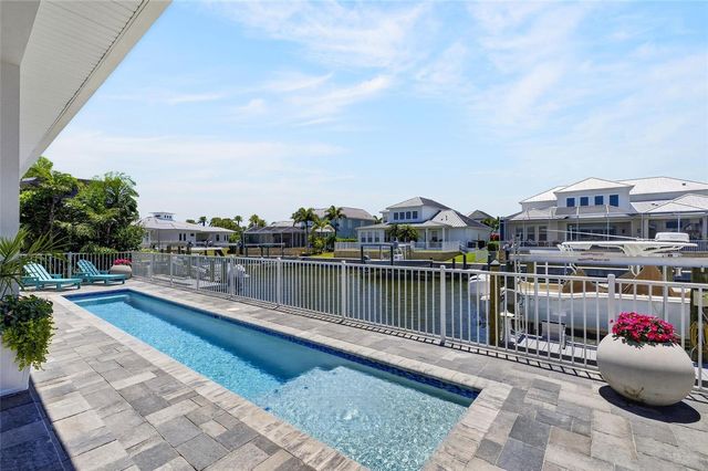 5704 TYBEE ISLAND DRIVE, Apollo Beach, FL 33572