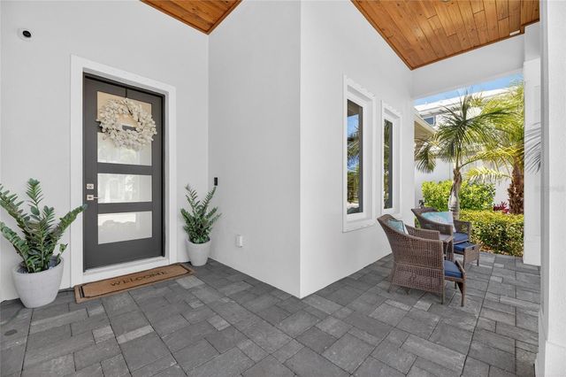 5704 TYBEE ISLAND DRIVE, Apollo Beach, FL 33572