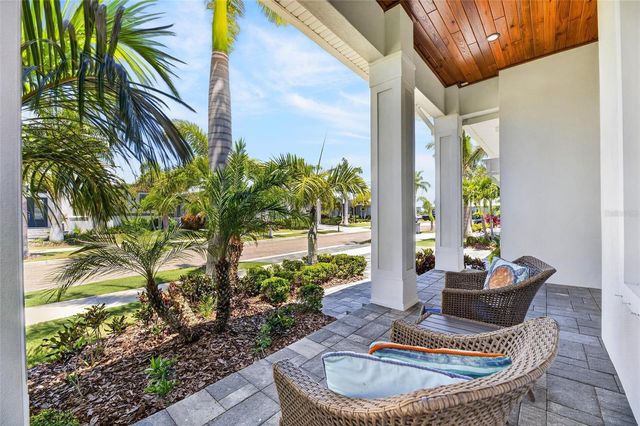 5704 TYBEE ISLAND DRIVE, Apollo Beach, FL 33572