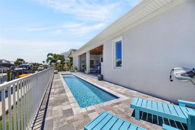 5704 TYBEE ISLAND DRIVE, Apollo Beach, FL 33572
