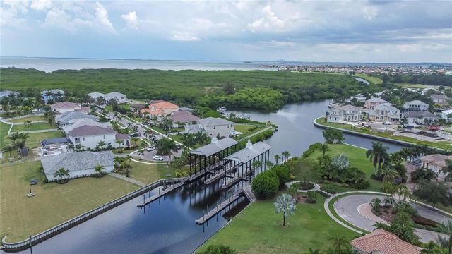 5704 TYBEE ISLAND DRIVE, Apollo Beach, FL 33572