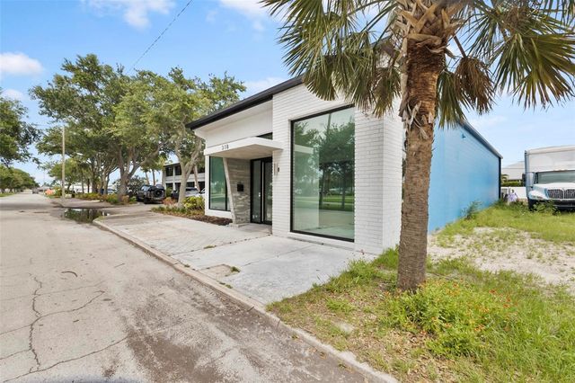 318 N CAUSEWAY, New Smyrna Beach, FL 32169