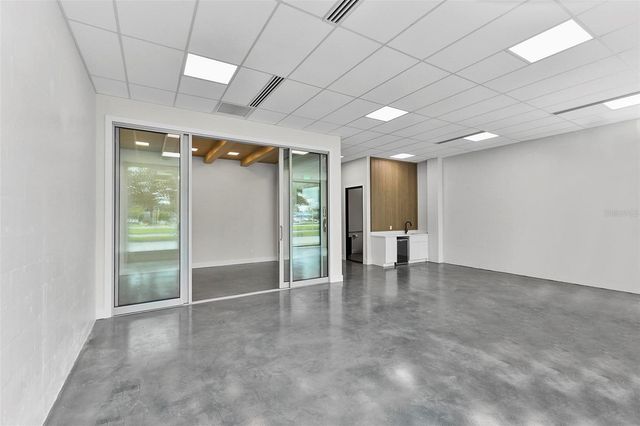 318 N CAUSEWAY, New Smyrna Beach, FL 32169