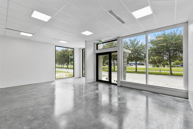 318 N CAUSEWAY, New Smyrna Beach, FL 32169