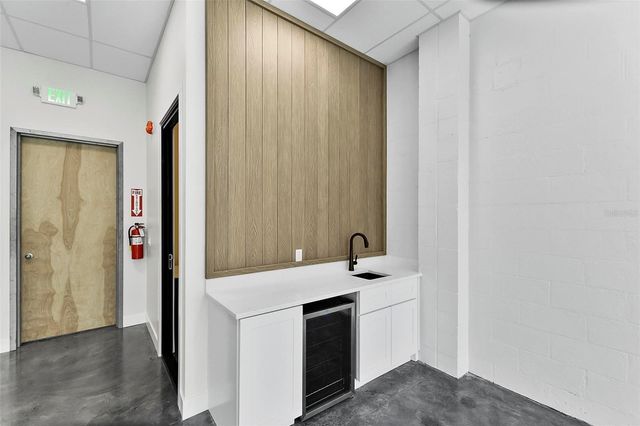 318 N CAUSEWAY, New Smyrna Beach, FL 32169