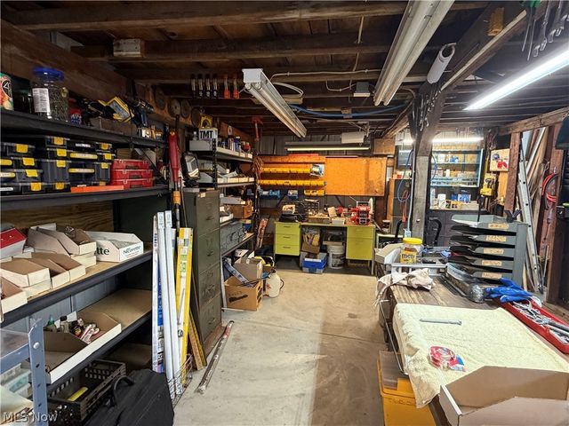6419 Hampsher Road, Clinton, OH 44216