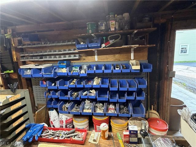 6419 Hampsher Road, Clinton, OH 44216