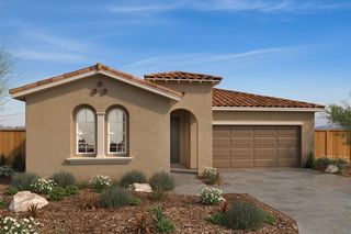 909 Farnham Dr, Patterson, CA 95363