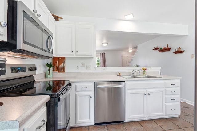 2248 Dewey Dr, Spring Hill, TN 37174