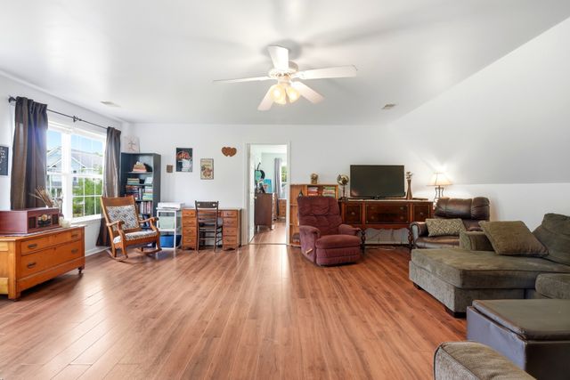 2248 Dewey Dr, Spring Hill, TN 37174