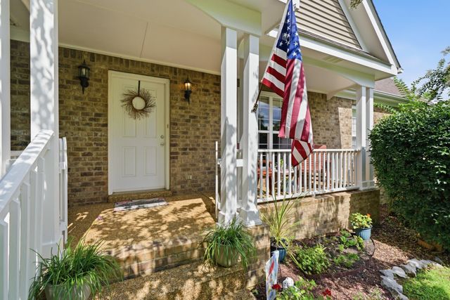 2248 Dewey Dr, Spring Hill, TN 37174