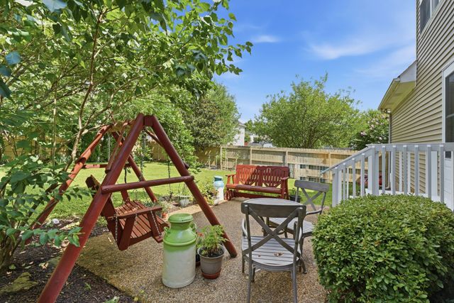 2248 Dewey Dr, Spring Hill, TN 37174