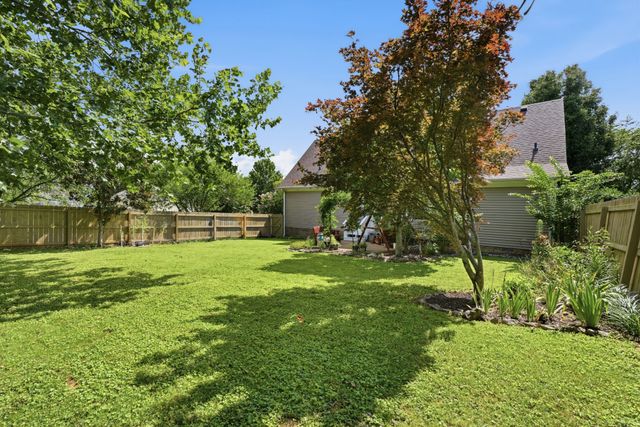 2248 Dewey Dr, Spring Hill, TN 37174