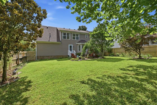 2248 Dewey Dr, Spring Hill, TN 37174