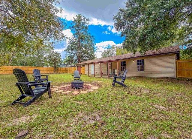 703 NE 3Rd Street, Havana, FL 32333