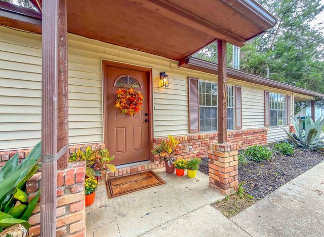 703 NE 3Rd Street, Havana, FL 32333