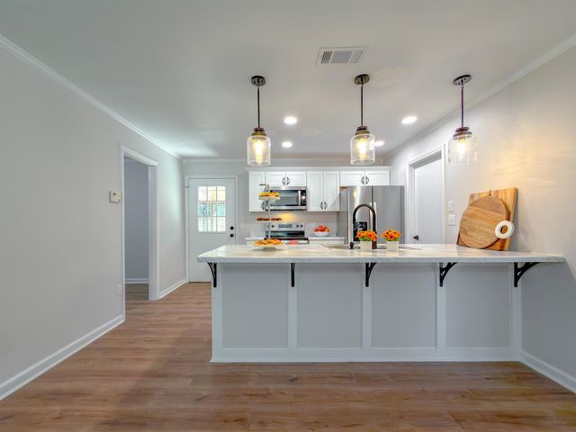 703 NE 3Rd Street, Havana, FL 32333