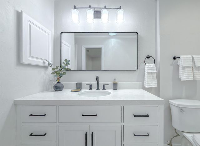 703 NE 3Rd Street, Havana, FL 32333