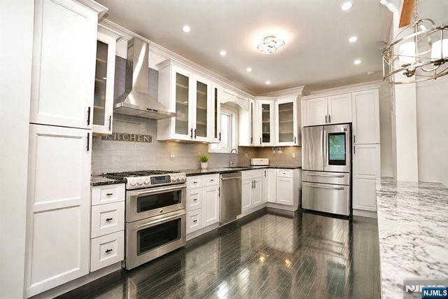 11 Insley Avenue, Rutherford, NJ 07070